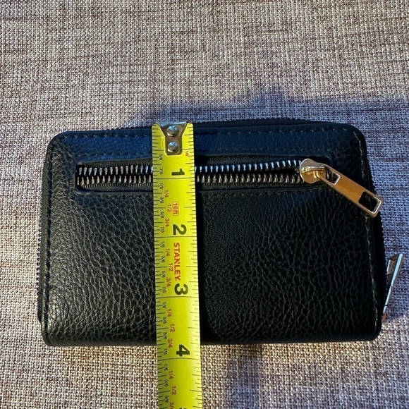 Black 3/4 length Faux Leather Wallet with Zipper - Picture 6 of 8
